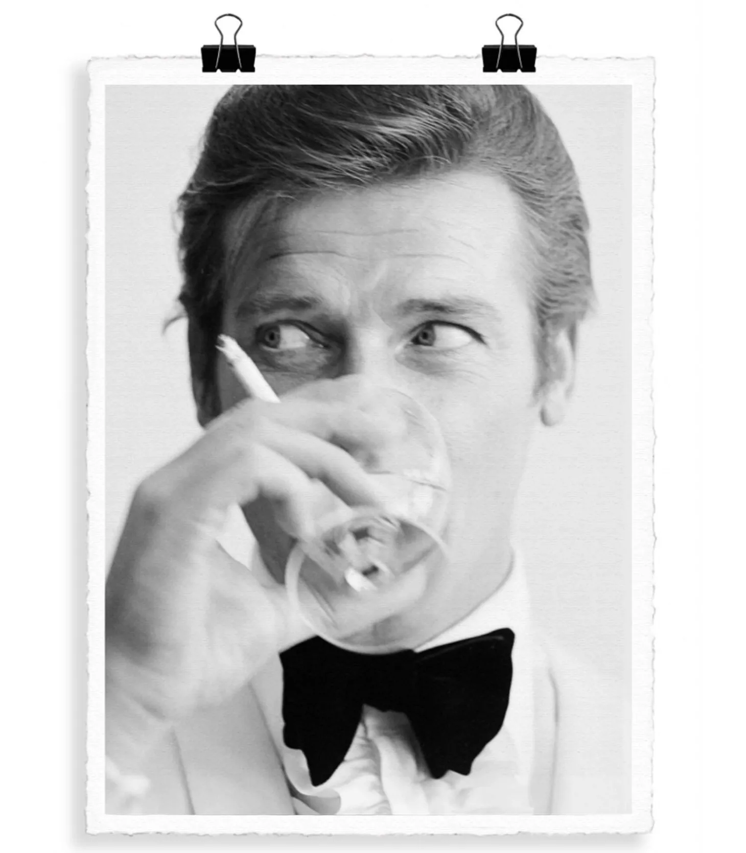 Affiche La Galerie "Roger Moore" 56 x 76 cm-Image Republic Cheap