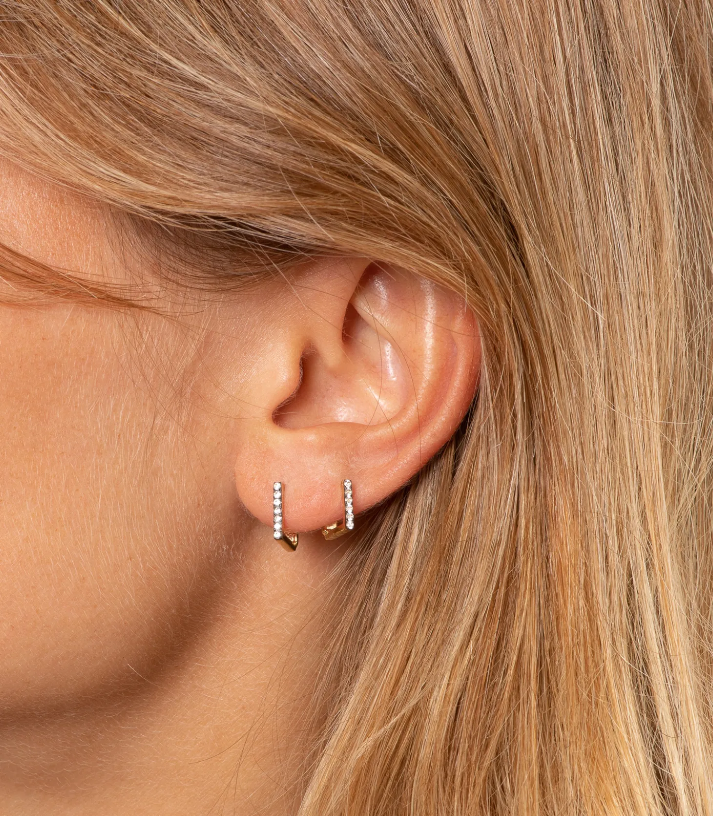 Boucle d'oreille carré medium saphirs blancs-Feidt Paris Cheap