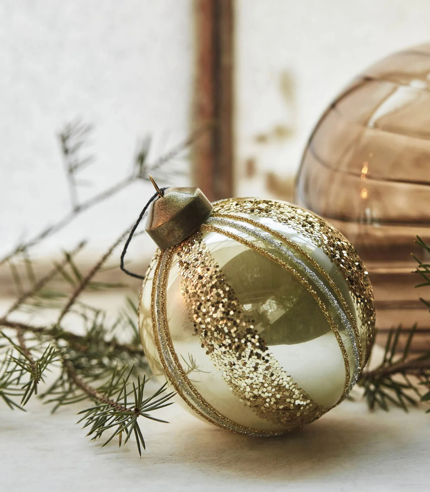 Boule de Noël Chama Or-House Doctor Shop