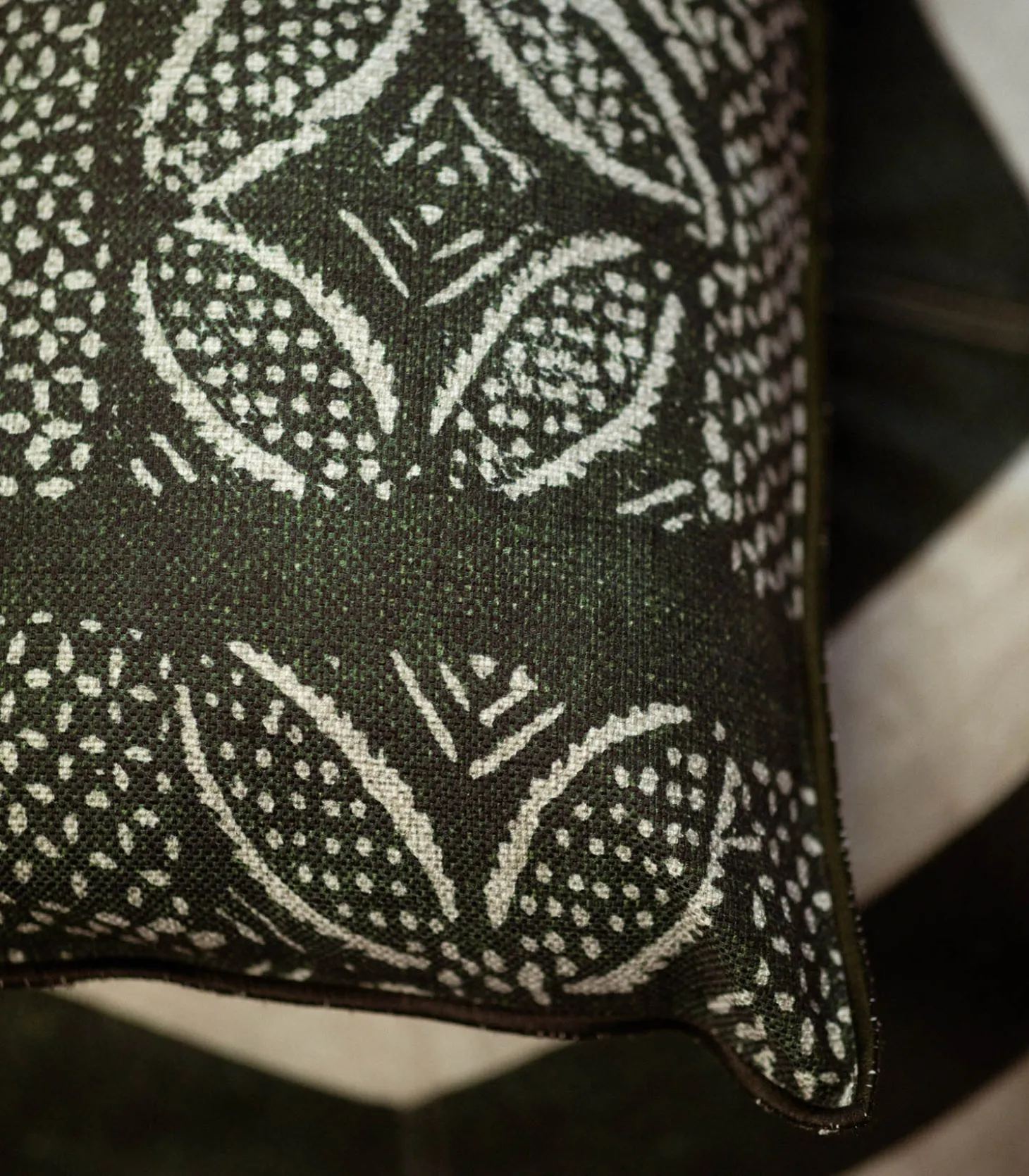 Coussin Vice Versa Toile In & Outdoor Bogolan-Maison de Vacances Store