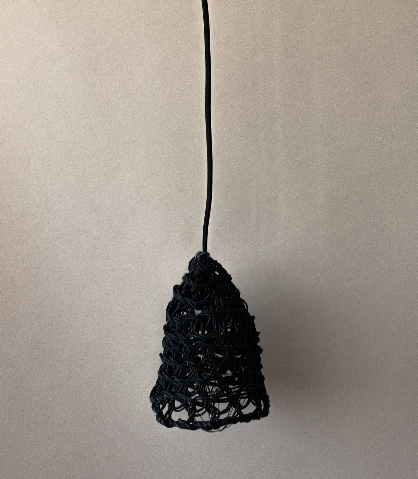 Luminaire Baladeuse Double 100% Papier recyclé Noir-Best Before Online